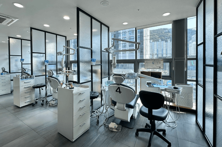 당리역 임플란트 치과