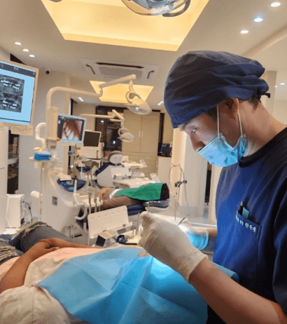 장전역 임플란트 치과