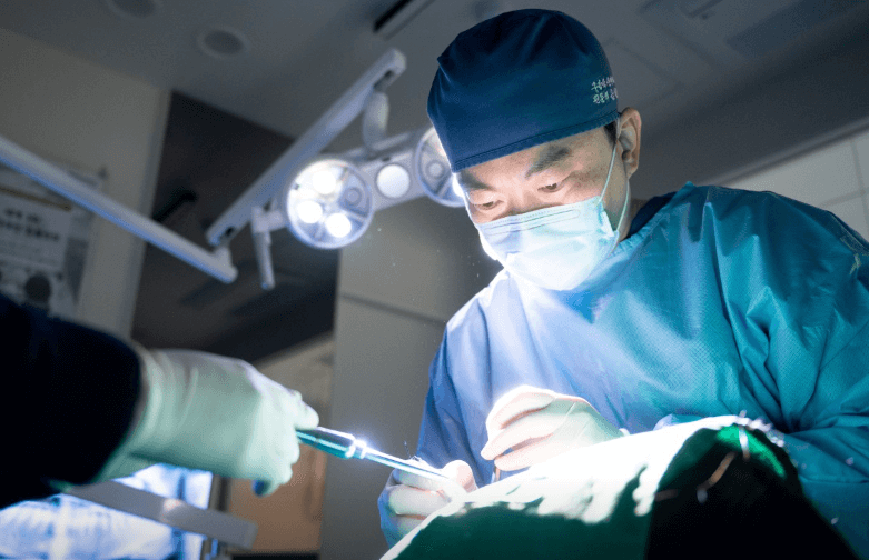 덕천역 임플란트 치과