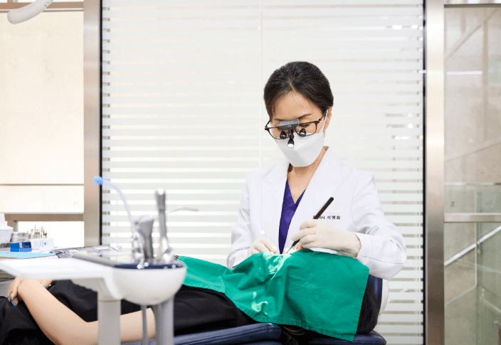 수안역 임플란트 치과