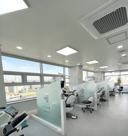 도산역 임플란트 치과