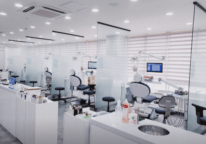 유성온천역 치과