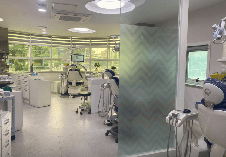 대구교대역 임플란트 치과